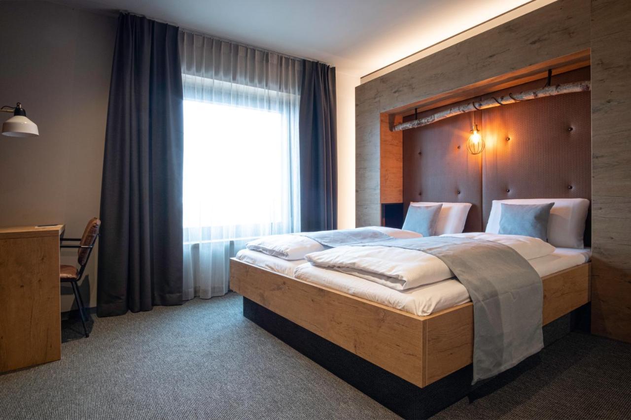Riku Hotel Reutlingen Exterior photo