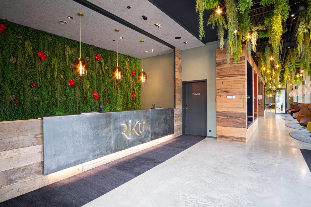 Riku Hotel Reutlingen Exterior photo